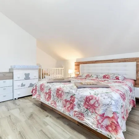 Apartman Cvita 公寓 扎达尔